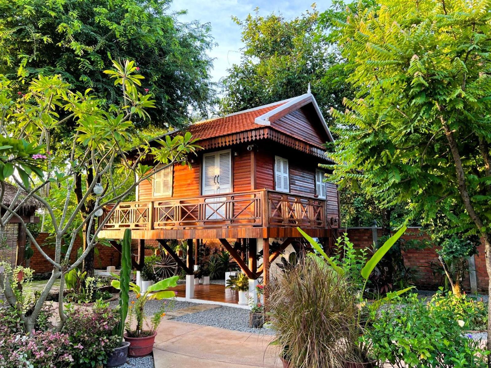 The Little Vegan Homestay Phumi Banteay Srei Εξωτερικό φωτογραφία
